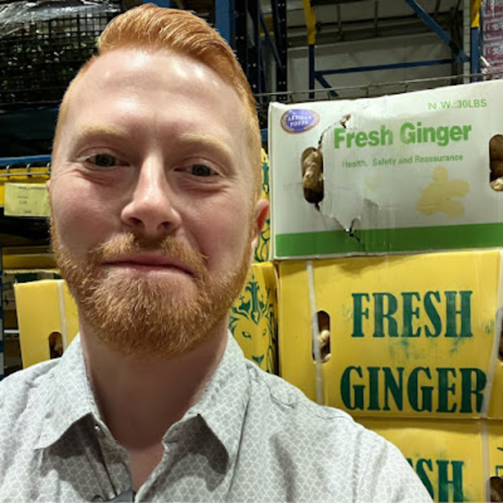 Meet your Posher, Adam